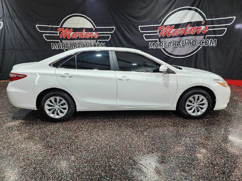 Used 2016 Toyota Camry LE FWD image 8