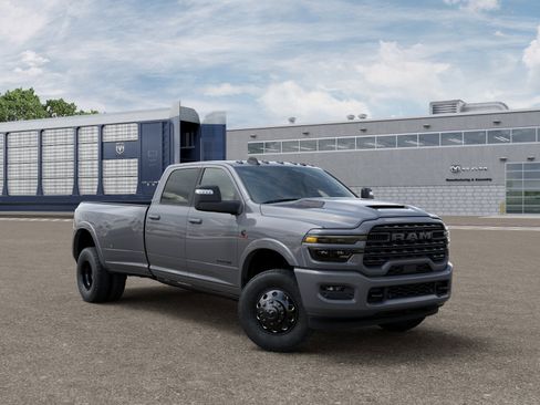 New 2026 RAM 3500 Limited AWD/4WD image 7
