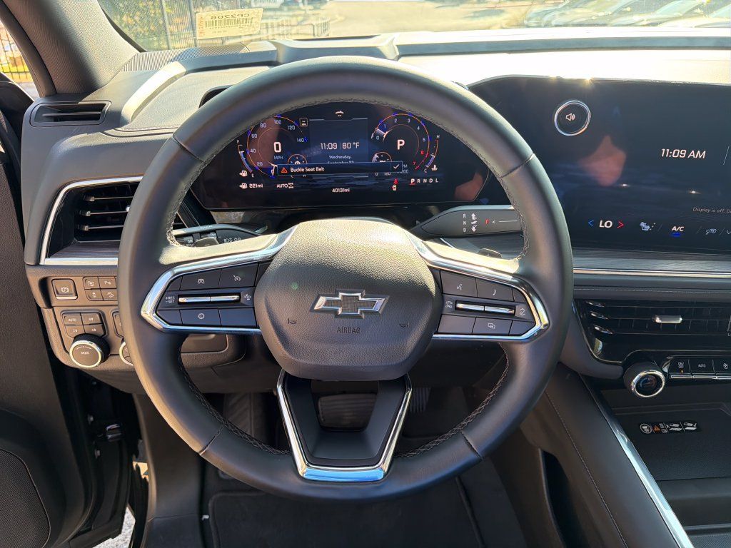 Used 2025 Chevrolet Tahoe Z71 AWD/4WD image 22