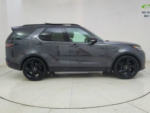 Used 2024 Land Rover Discovery Metropolitan Edition AWD/4WD image 71