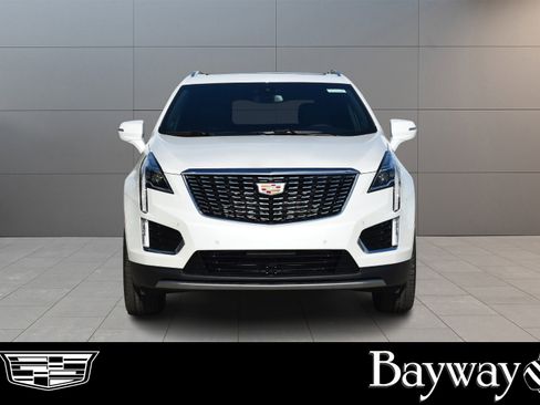 New 2025 Cadillac XT5 Premium Luxury image 2