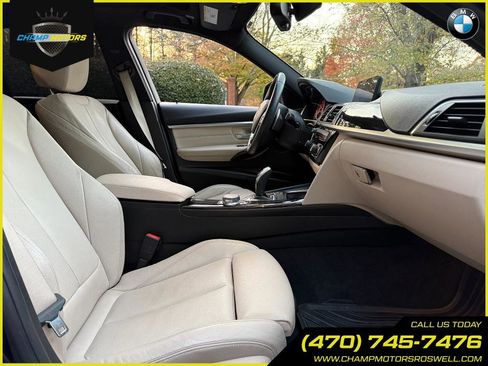 Used 2017 BMW 330i Sedan w/ Premium Package image 34