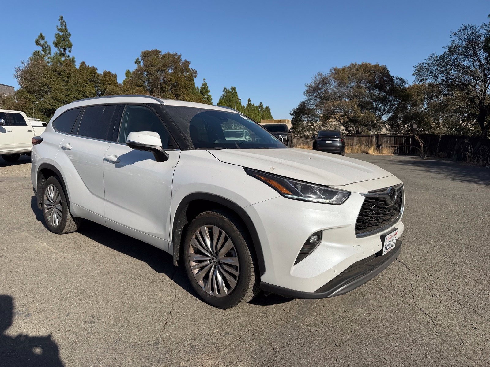 Used 2025 Toyota Highlander Platinum AWD/4WD image 7