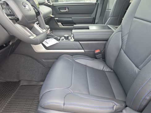 New 2026 Toyota Tundra Platinum AWD/4WD image 9