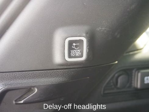 Used 2023 Jeep Grand Cherokee Altitude image 6