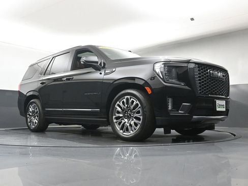 Used 2024 GMC Yukon Denali Ultimate AWD/4WD image 30