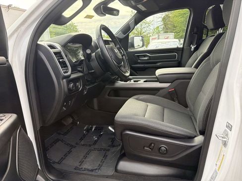 Used 2022 RAM 1500 Big Horn AWD/4WD image 11