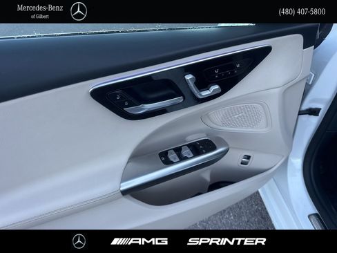 Used 2023 Mercedes-Benz C 300 Sedan image 12