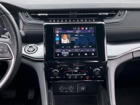 Certified 2022 Jeep Grand Cherokee L Laredo image 13