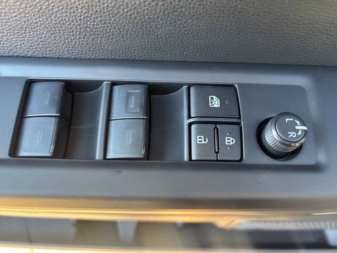 New 2026 Toyota Tundra SR5 image 7