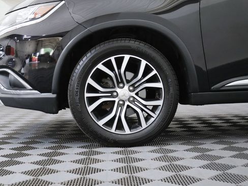 Used 2018 Mitsubishi Outlander ES FWD image 5