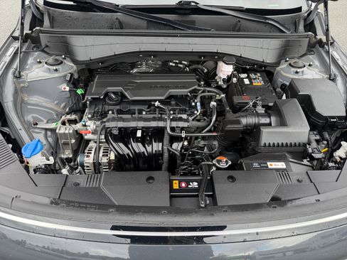 Used 2024 Hyundai Kona SEL image 20