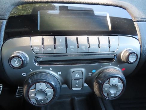 Used 2015 Chevrolet Camaro Z/28 image 26