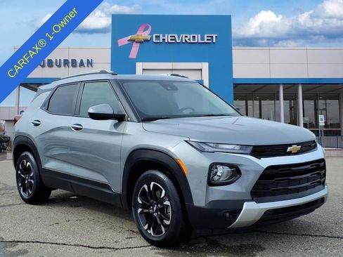 Used 2023 Chevrolet TrailBlazer LT image 3