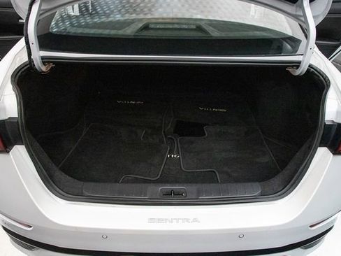 Used 2024 Nissan Sentra SR image 19