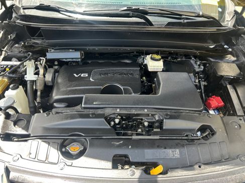 Used 2017 Nissan Pathfinder SV w/ Trailer Tow Package AWD/4WD image 35