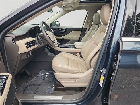 Used 2023 Lincoln Aviator Reserve w/ Equipment Group 201A image 14
