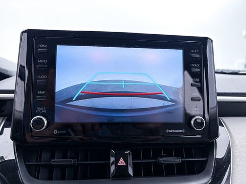 Used 2022 Toyota Corolla Cross LE FWD image 4