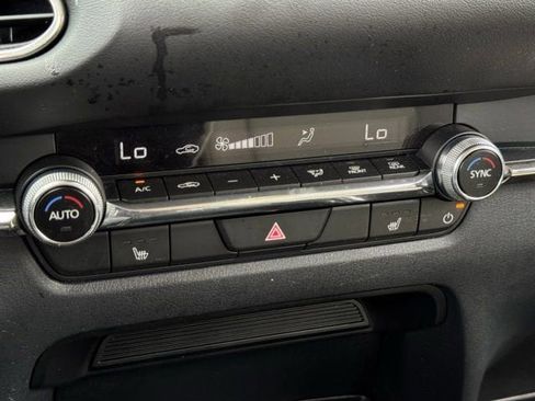 Used 2025 MAZDA CX-30 AWD 2.5 S w/ Preferred Package image 19