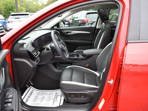 Used 2025 Buick Envision Sport Touring AWD/4WD image 40