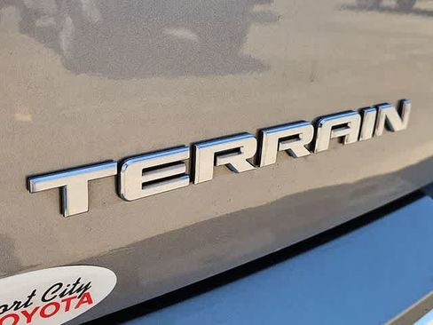 Used 2019 GMC Terrain SLT w/ Preferred Package FWD image 11