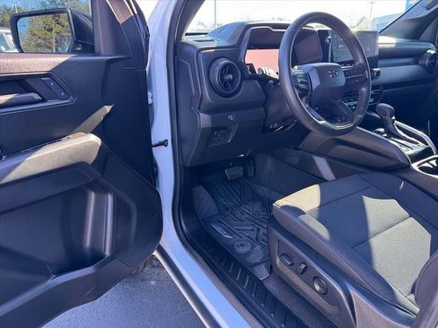 Used 2024 Chevrolet Colorado Trail Boss w/ Advanced Trailering Package image 13