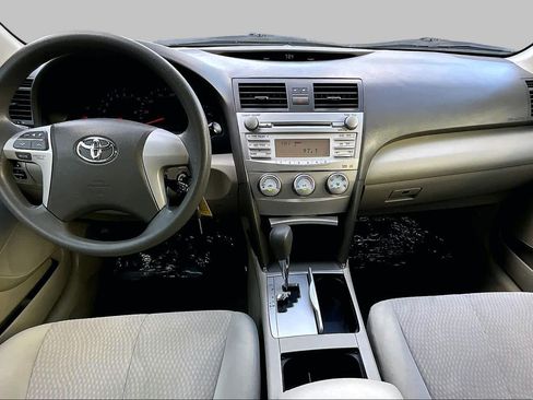 Used 2011 Toyota Camry LE w/ LE Extra-Value Pkg FWD image 14