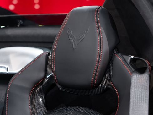 Used 2025 Chevrolet Corvette Z06 w/ Z07 Performance Package RWD image 6