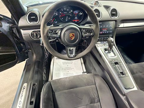Certified 2018 Porsche 718 Boxster GTS RWD image 16
