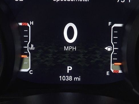 Used 2025 Jeep Wrangler Unlimited Rubicon image 15