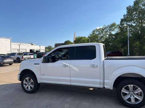 Used 2016 Ford F150 Platinum w/ Equipment Group 701A Luxury AWD/4WD image 6
