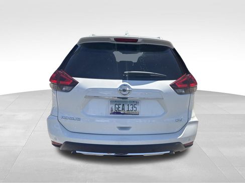 Used 2020 Nissan Rogue SV w/ Premium Package FWD image 8