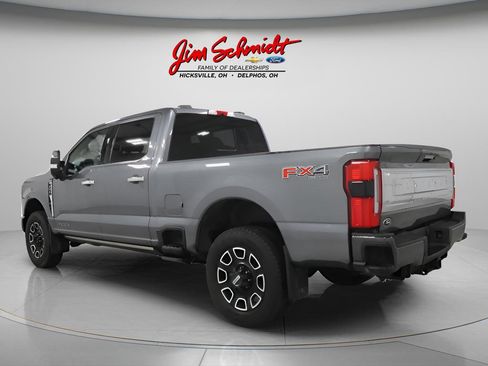 Used 2024 Ford F250 Platinum AWD/4WD image 4