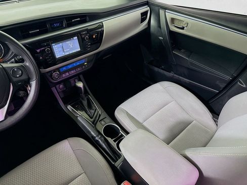 Used 2015 Toyota Corolla LE FWD image 21