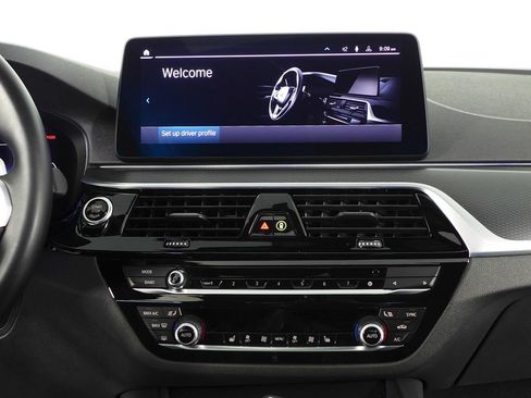 Certified 2023 BMW 530e w/ M Sport Package image 25