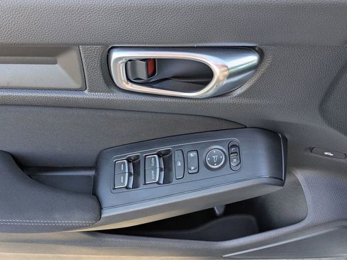 Certified 2025 Honda Civic Sport image 5