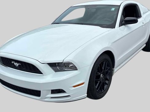 Used 2014 Ford Mustang Coupe w/ Equipment Group 102A RWD image 2