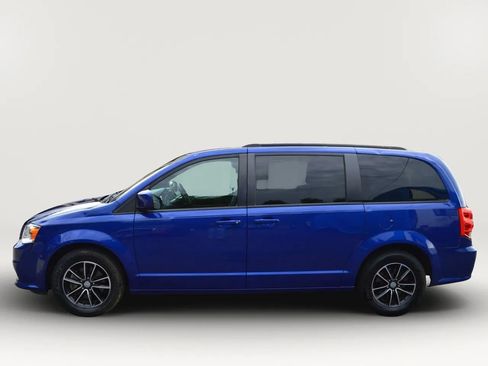 Used 2019 Dodge Grand Caravan GT FWD image 5