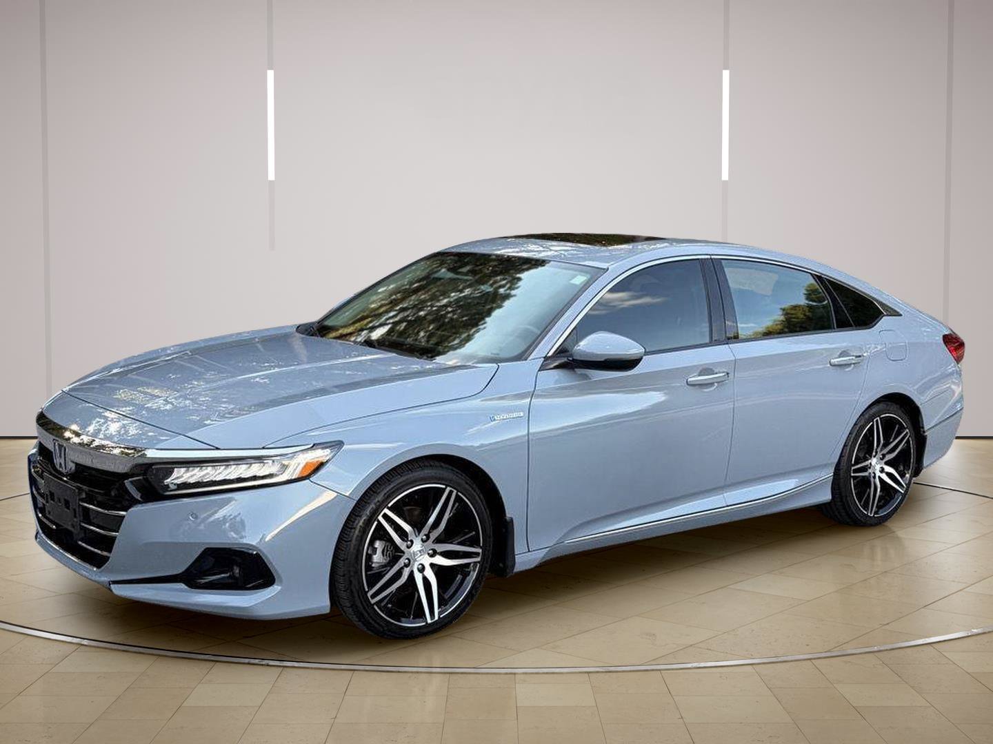 Used 2022 Honda Accord Touring image 3