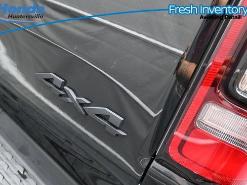 Used 2023 RAM 1500 Laramie AWD/4WD image 12
