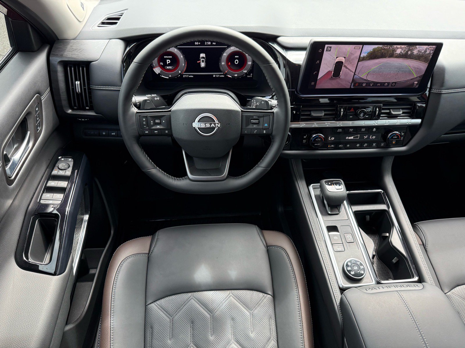 Used 2026 Nissan Pathfinder Platinum AWD/4WD image 8