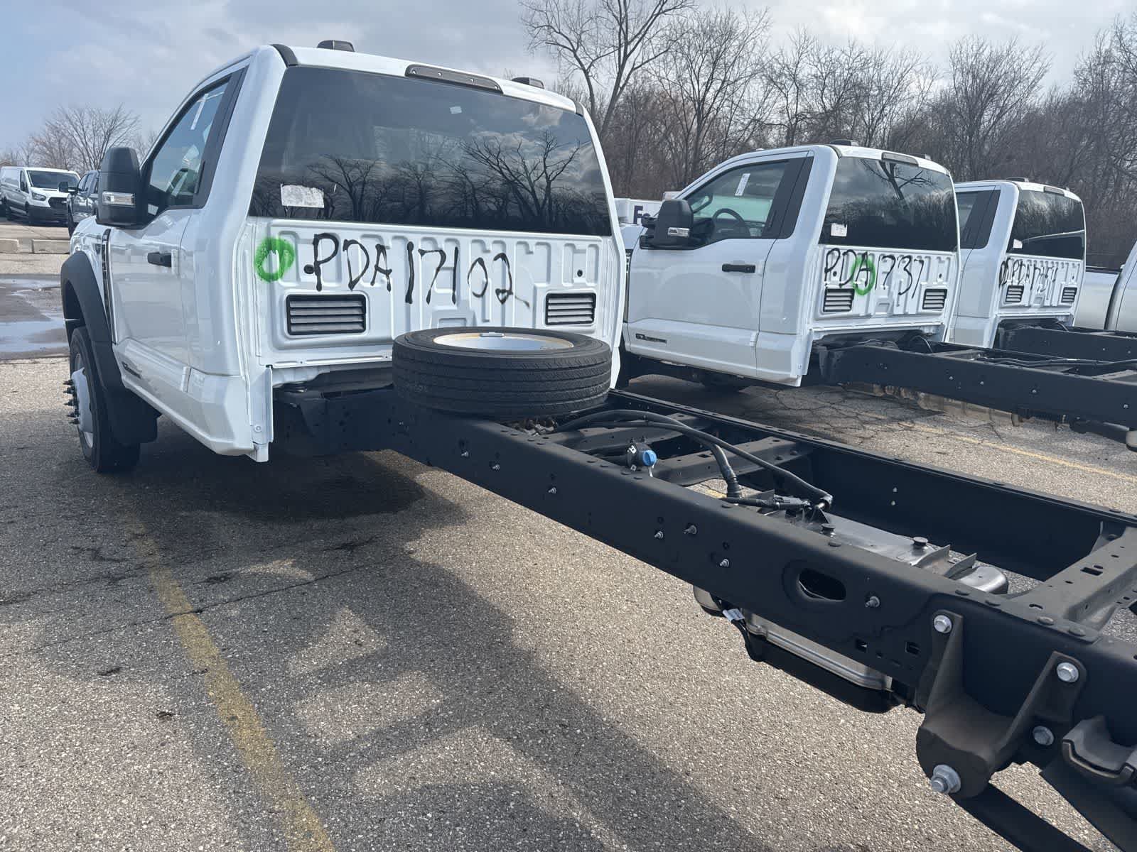 Used 2023 Ford F450 XLT w/ XLT Value Package RWD image 5