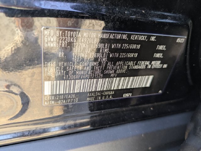 Used 2023 Toyota RAV4 Limited AWD/4WD image 36