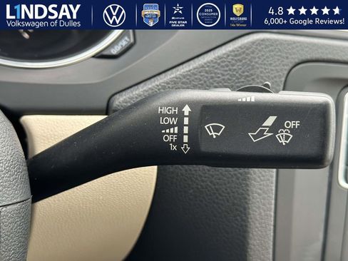 Used 2017 Volkswagen Jetta SE image 21