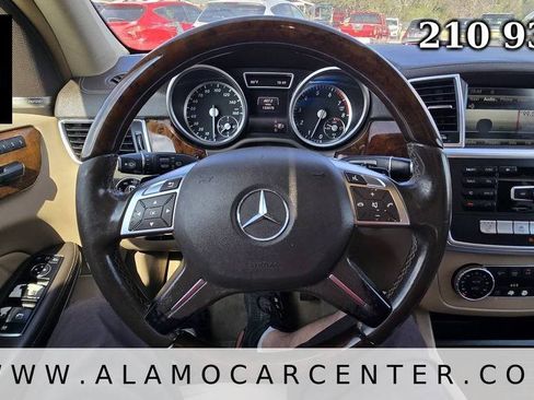 Used 2014 Mercedes-Benz GL 450 4MATIC w/ Lighting Package image 39