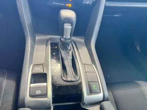 Used 2019 Honda Civic EX image 21