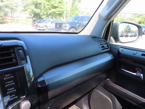 Used 2021 Toyota 4Runner Venture image 23