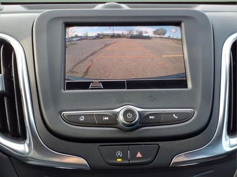 Used 2024 Chevrolet Equinox LT FWD image 19
