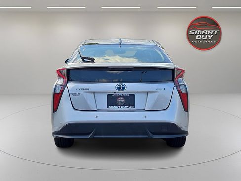 Used 2016 Toyota Prius Four Touring w/ Premium Convenience Package FWD image 6