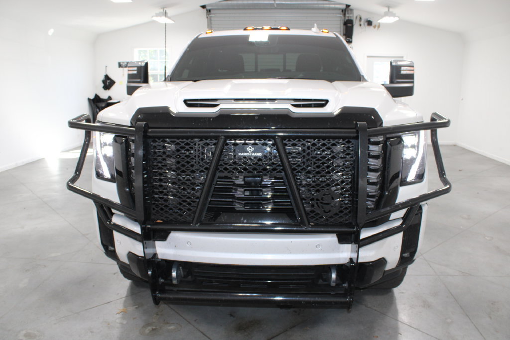 Used 2025 GMC Sierra 3500 Denali Ultimate AWD/4WD image 3